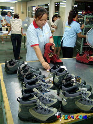GORE-TEX登山鞋的检测方法--访HBN登山鞋制造工厂[组图]